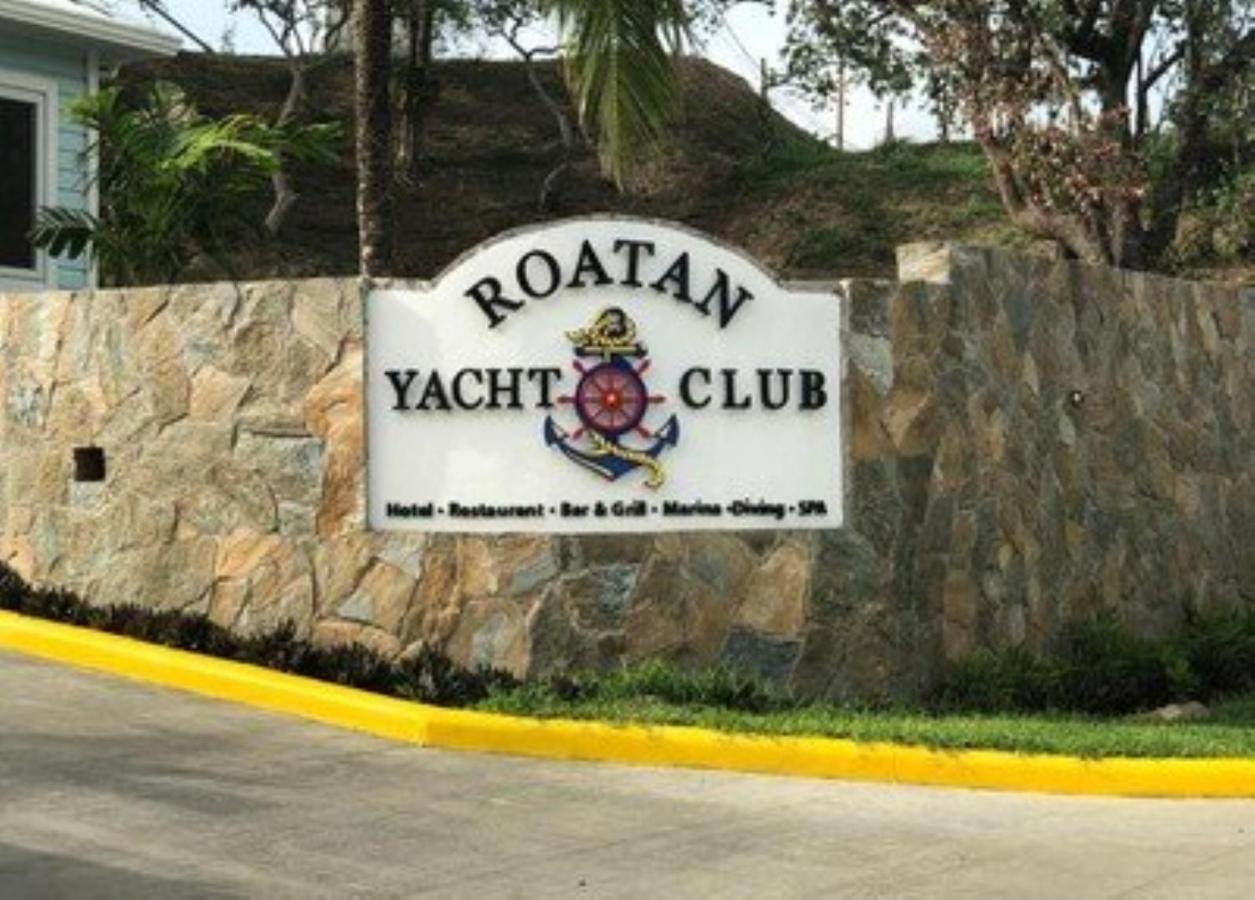 Hotel And Dive Center Roatan Yacht Club French Harbour Esterno foto